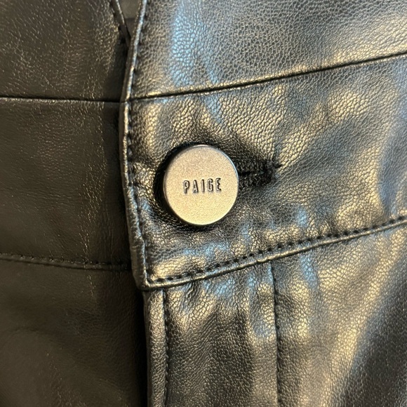 PAIGE Sz 6 Faux Leather Pants Pleated Front Zipper Elastic Hem Pockets Vegan - Picture 5 of 14